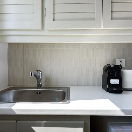 アパート Phaedrus Living Paros Cycladic Residences 5 ピソ ・リバディ